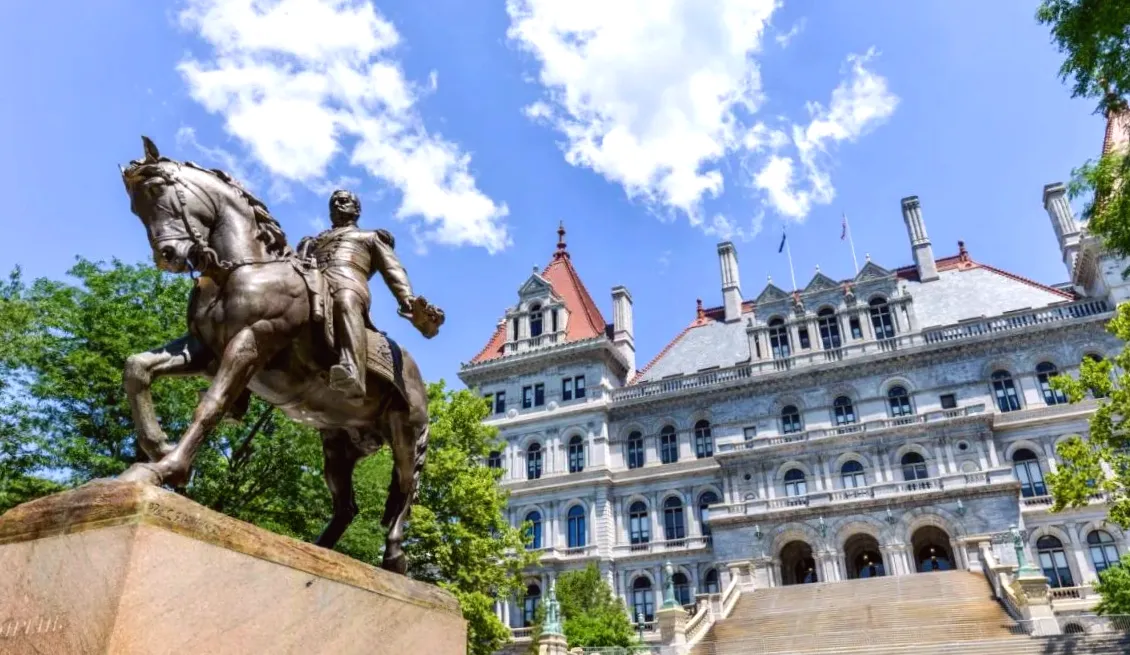 New York Sweepstakes Gaming Ban Bill Reaches the Desk of Hochul
