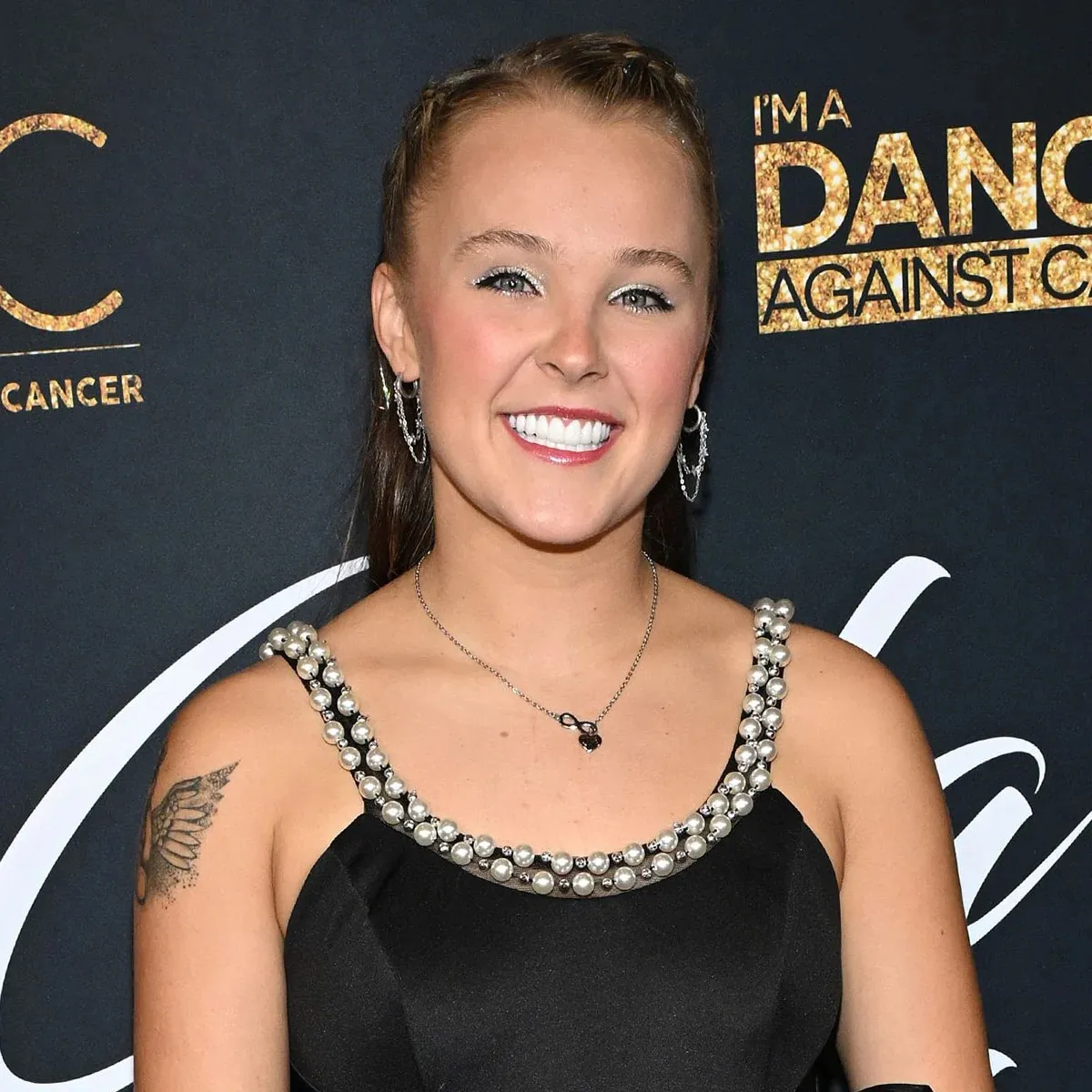JoJo Siwa Reveals She is Still Facing Challenges After Ovarian Cyst Emergency