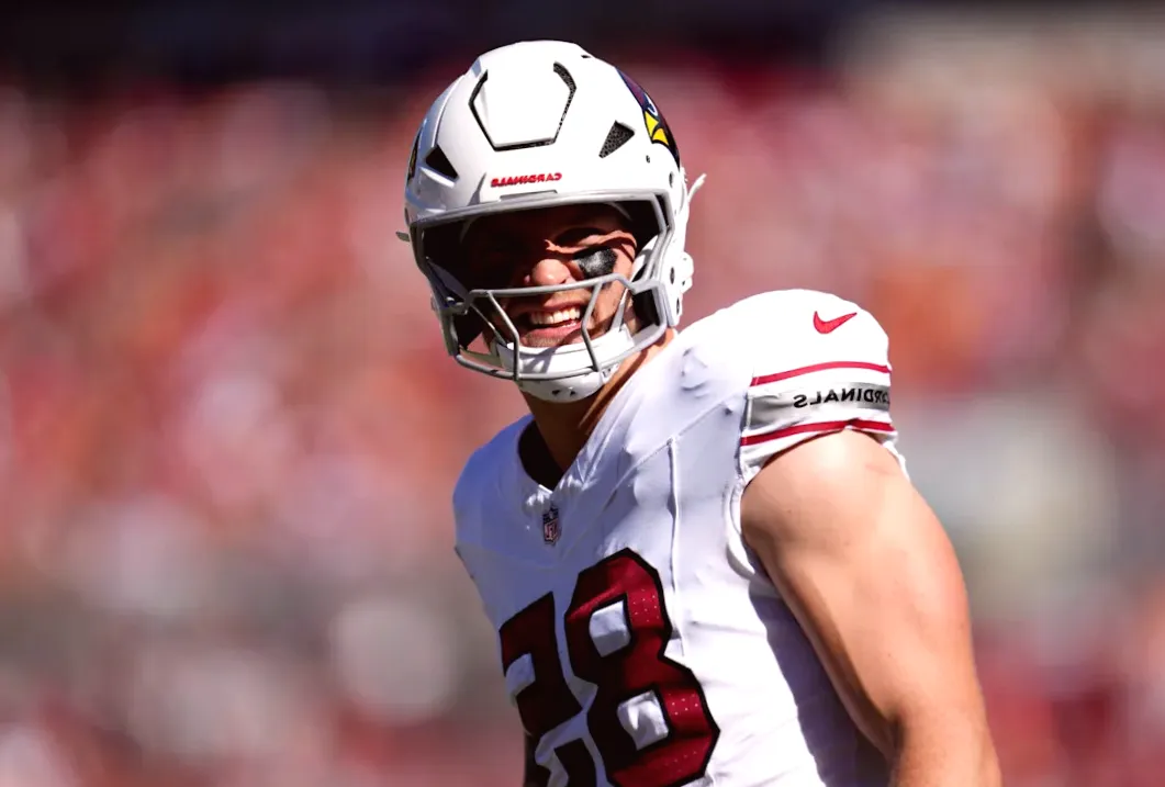 Fantasy Football: One Player to Keep an Eye on from Each Team in Week 14 Game