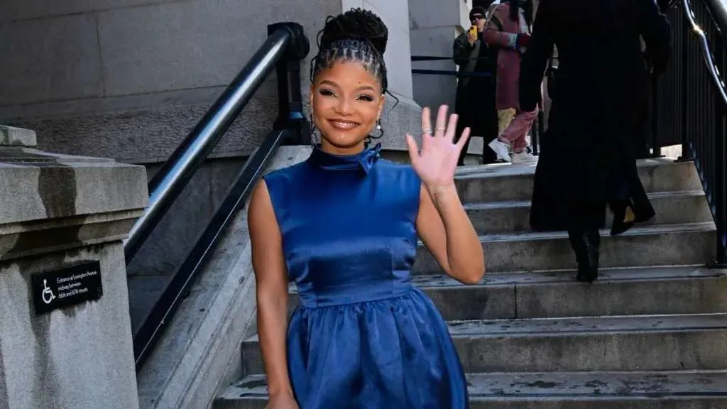 Halle Bailey Impresses Fans with Mini-Skirt Outfit