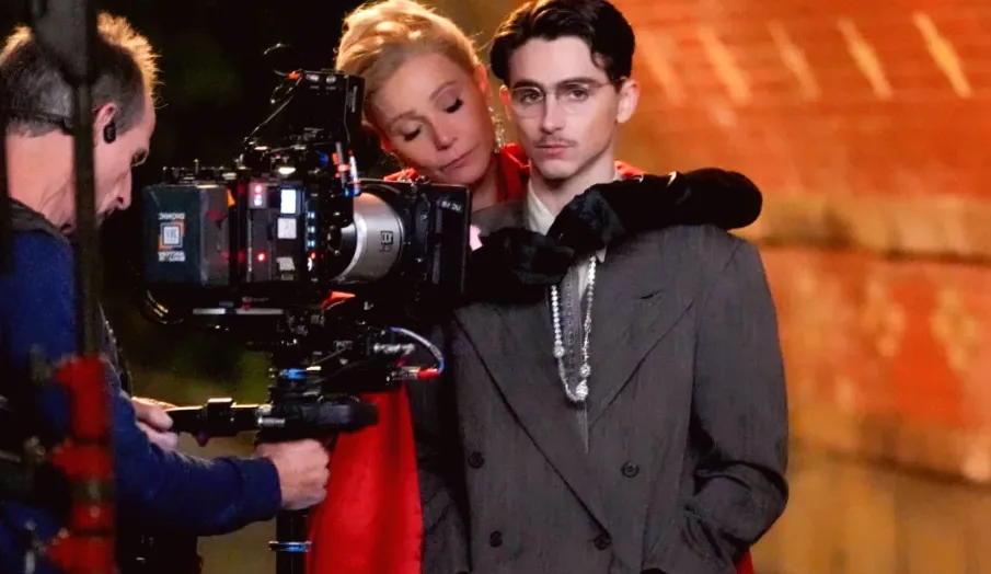 Gwyneth Paltrow's Children Divided by Timothee Chalamet Kissing Scene