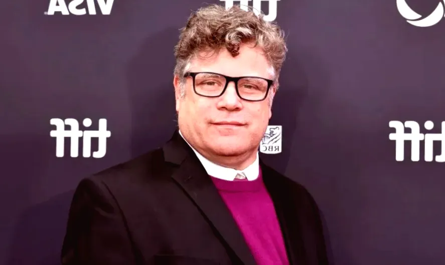 SAG-AFTRA Raises Concerns over Netflix's WBD Deal, Calls for Increased Production