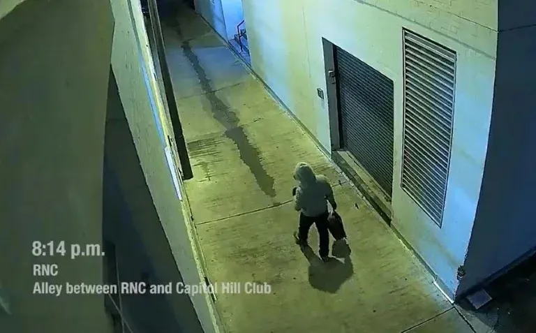 Man from Virginia detained in connection with January 6 pipe bomb incident