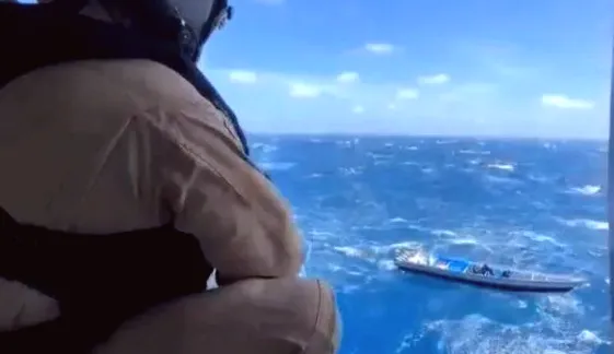 Colombian navy seizes 7 tons of cocaine, arrests 11 unharmed