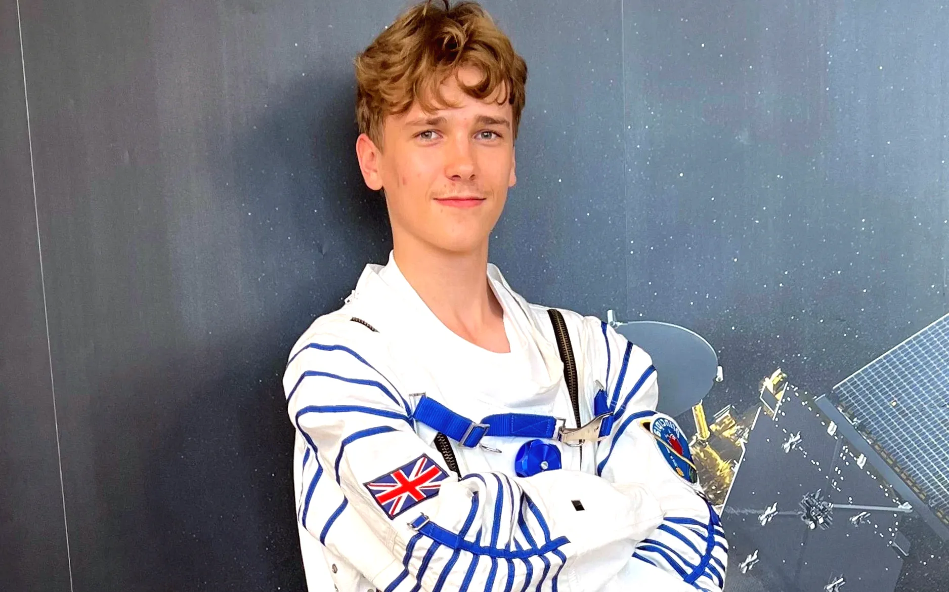 Adolescent nominated for international science video award