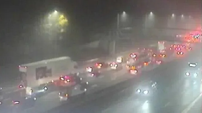 Partial closure of M25 due to multiple vehicle collision