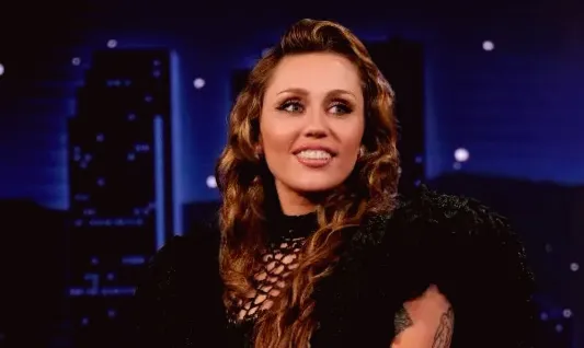 Miley Cyrus shares how an unusual fear is impacting her everyday routine