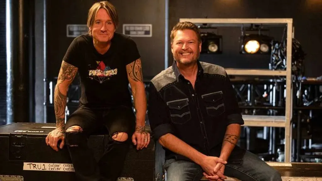 Blake Shelton Assisting Keith Urban in Moving Forward After Divorce from Nicole Kidman — Source