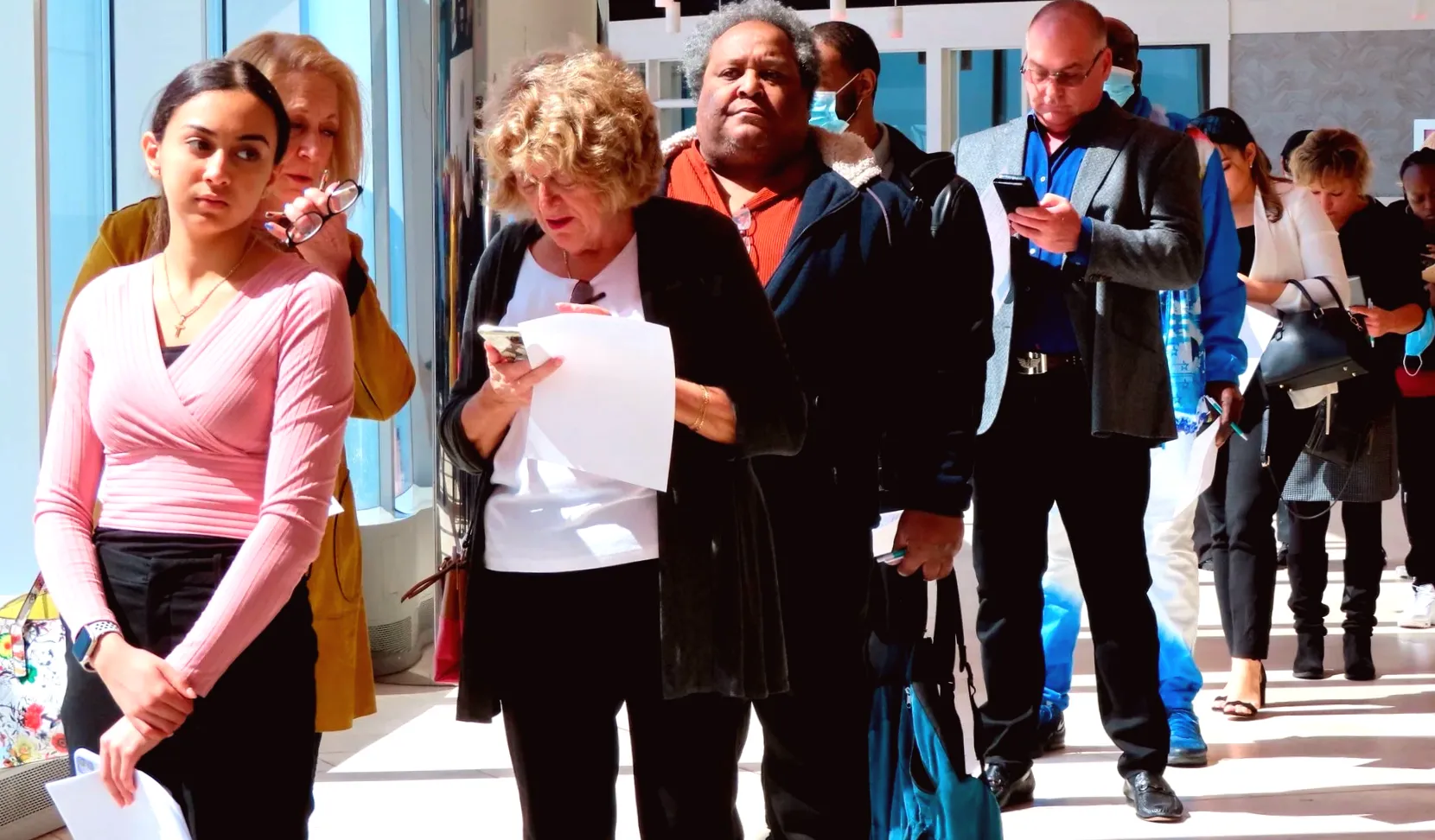 Job market weakening as layoffs exceed one million this year