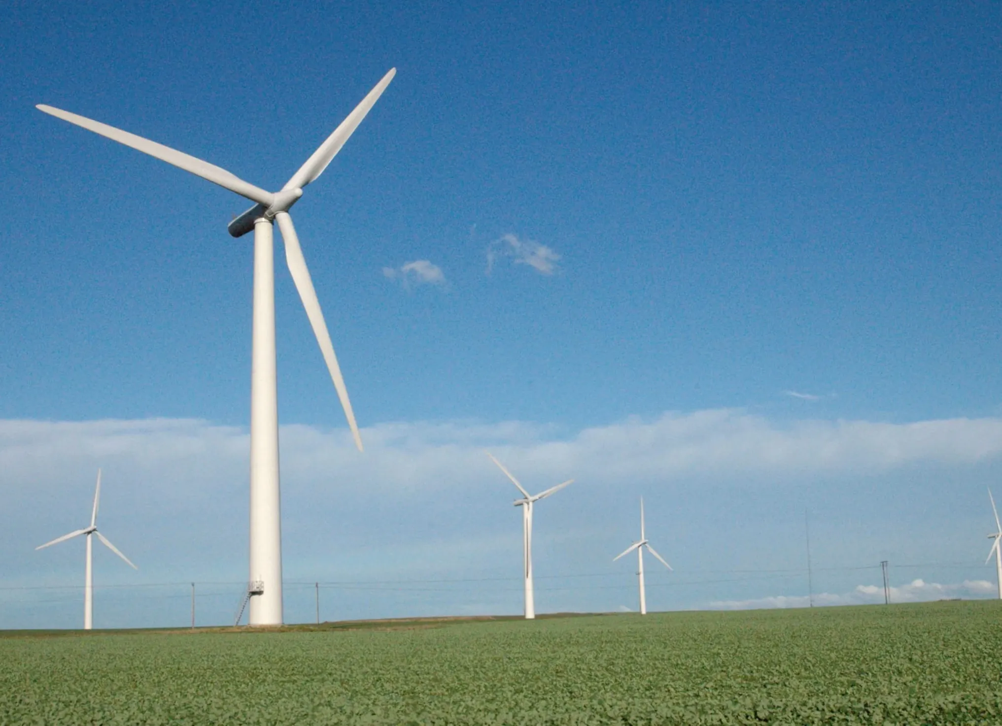 The Dark Side of Wind Energy: An Approaching Wave of Hazardous, Non-Reusable Waste