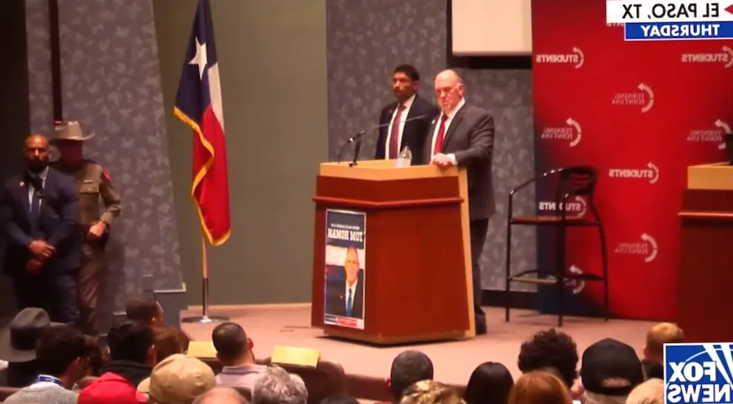 'Grow a Backbone!' Trump Border Czar Tom Homan Clashes with Heckler Accusing Him of Being a 'Traitor'