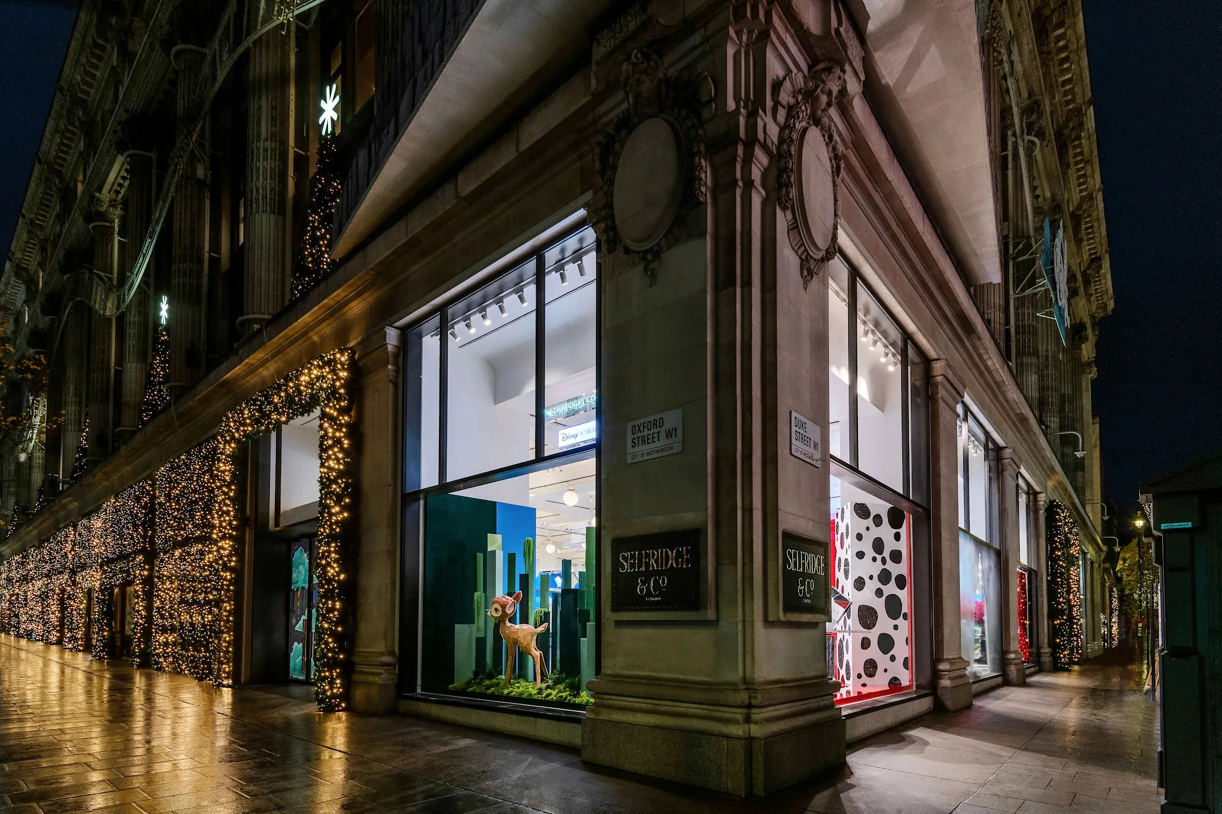 Swarovski and Disney Celebrate 20 Years in Business with Sparkling Display at Selfridges' Corner Shop