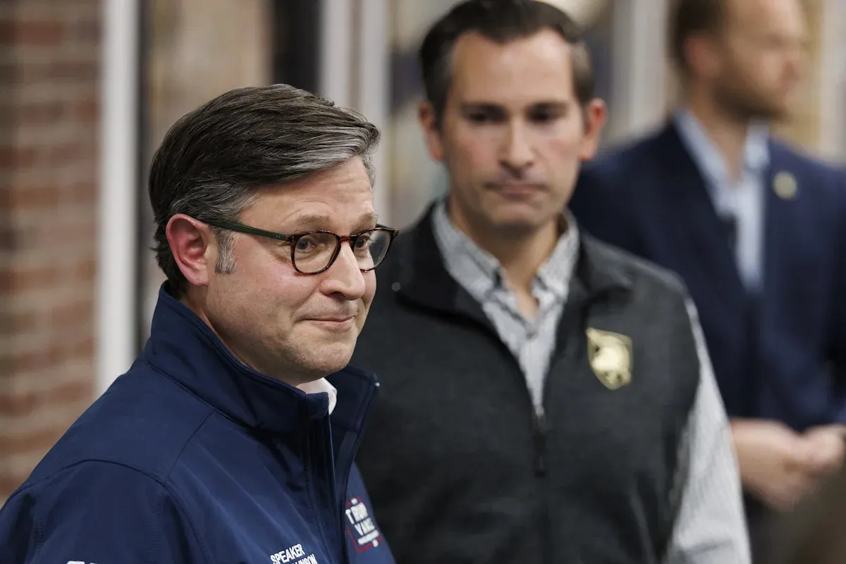 Mike Johnson Demonstrates That Swearing In a Rep Doesn't Require 50 Days.