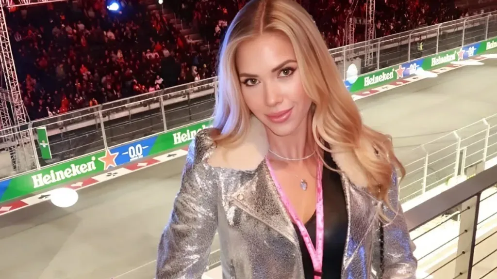 NFL Heiress Gracie Hunt Turns Heads in Mini-Skirt