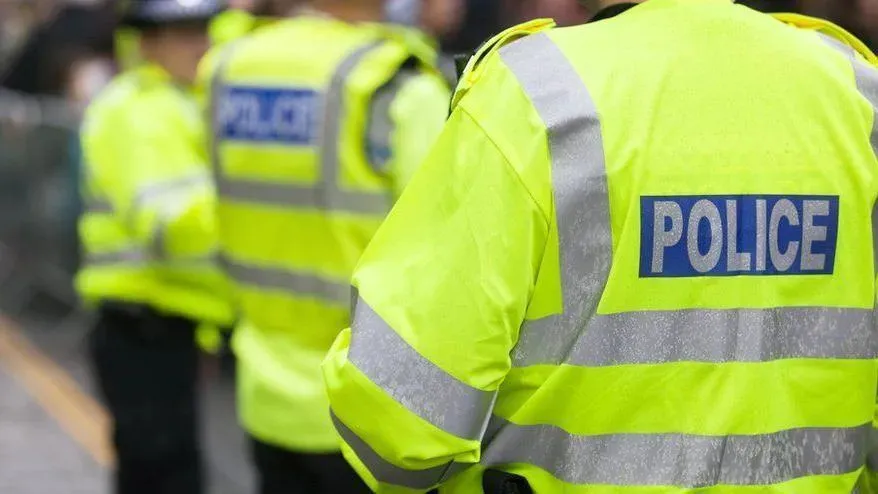 Closure of roads due to investigation of suspicious device