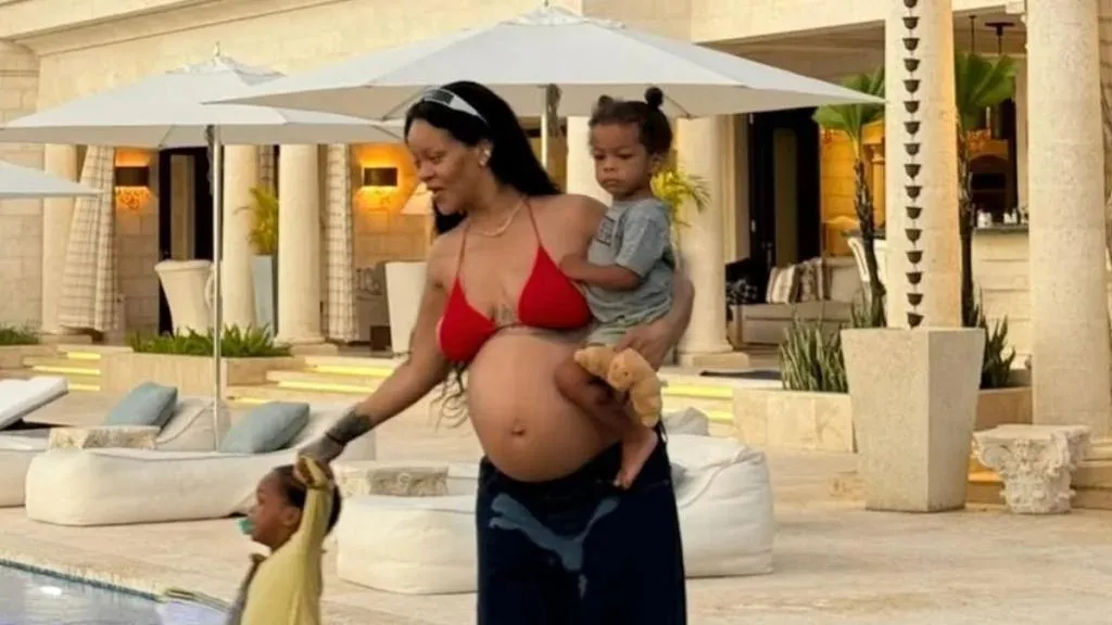 Expectant Rihanna Draws Attention in Revealing Bikini Ensemble