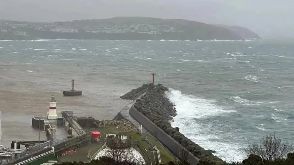 Caution advised as strong winds expected to cause waves to hit roads