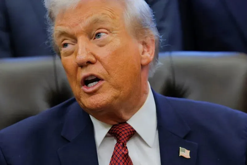 Trump grants clemency to Oak View co-founder Leiweke