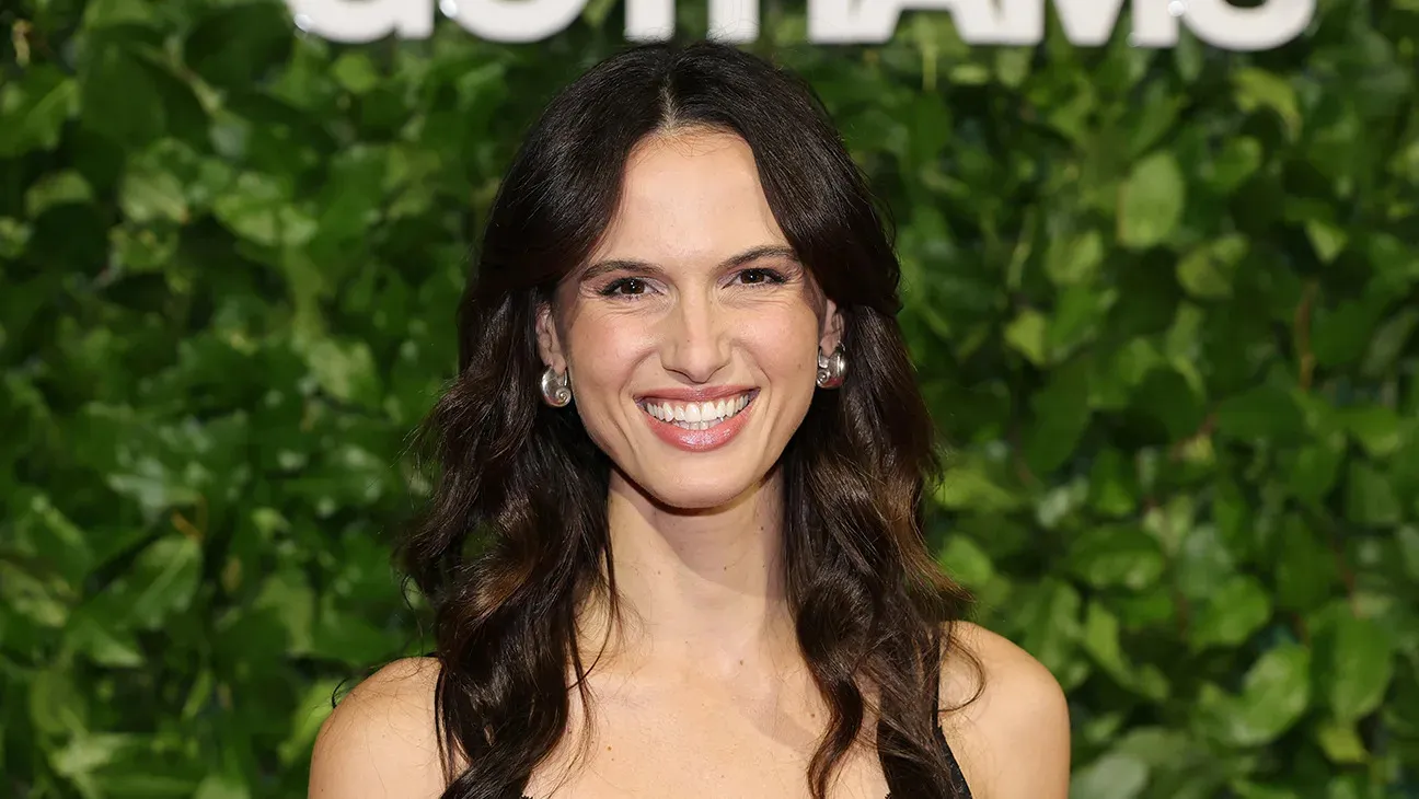 YouTuber Cleo Abram Joins UTA Agency (Exclusive)