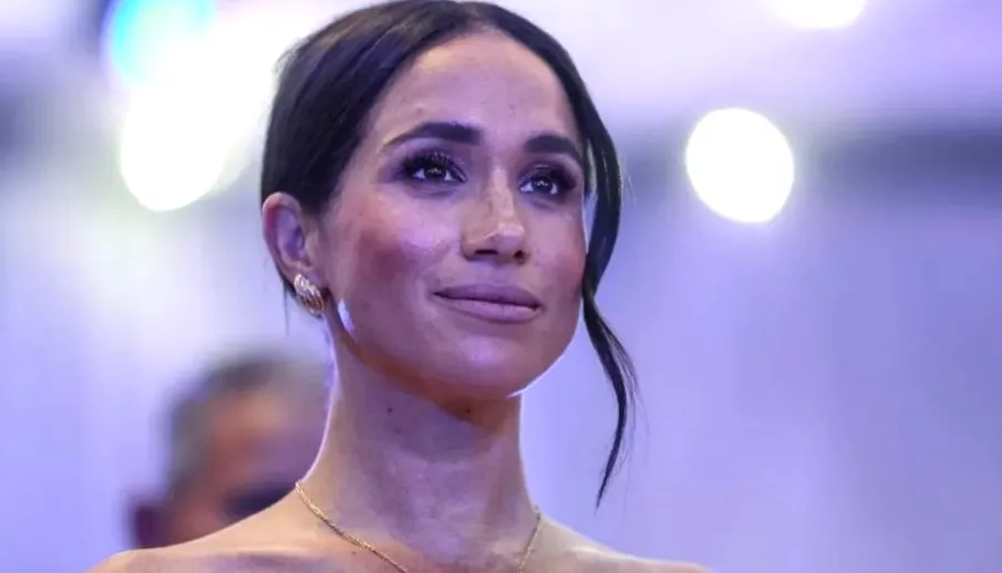 Expert: Meghan Markle's Holiday Show Will Avoid Royal Family Attention