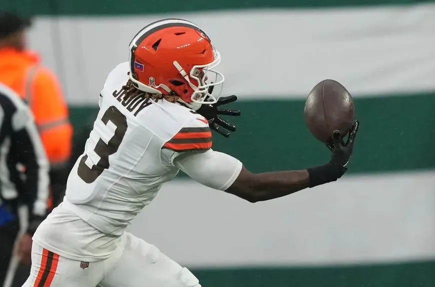 Cleveland Browns Advised to Complete Unfortunate WR Trade