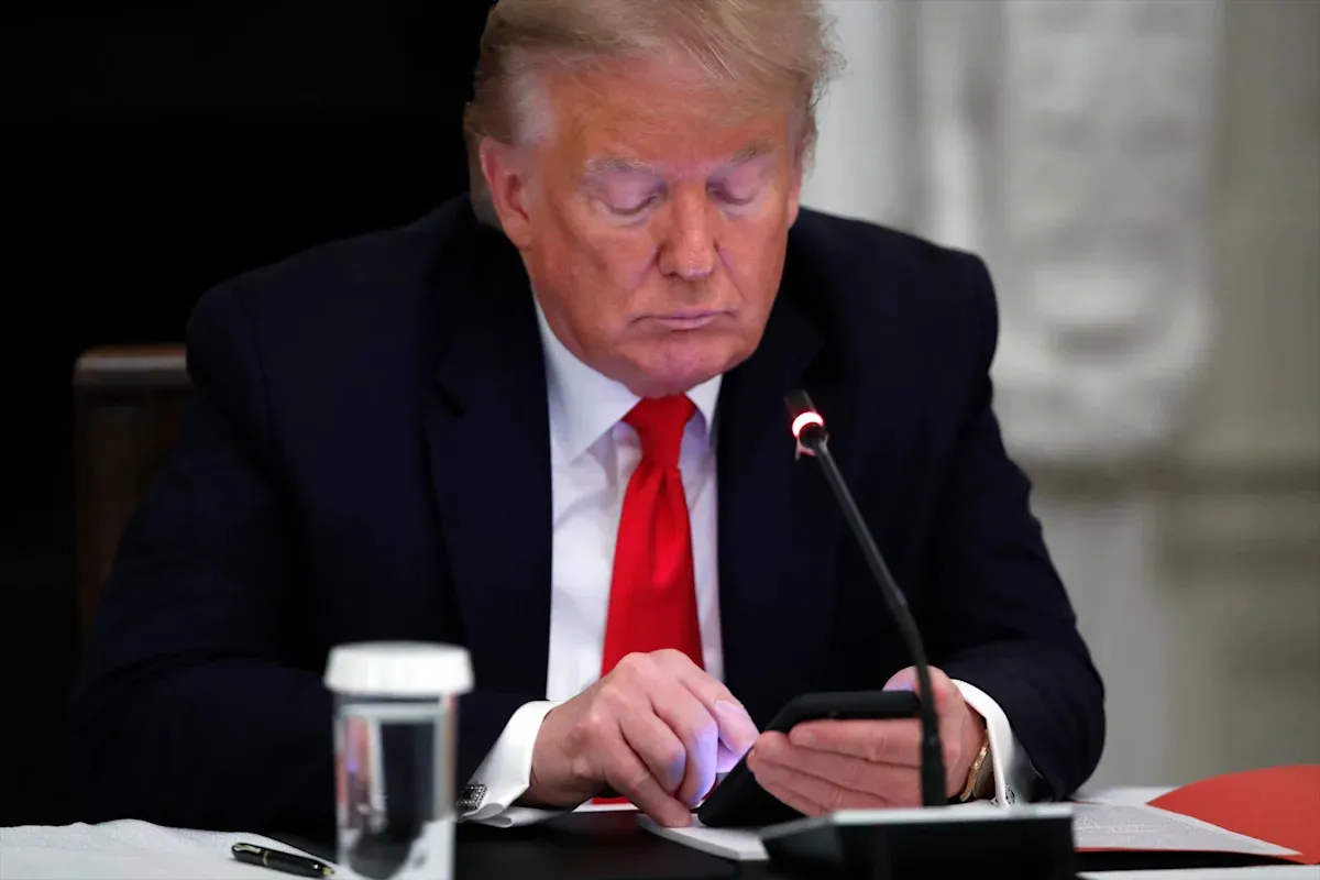 Trump Supports General's Call to Prosecute Lawmakers Urging Military to Ignore 'Illegal' Orders: 'Take Necessary Action'