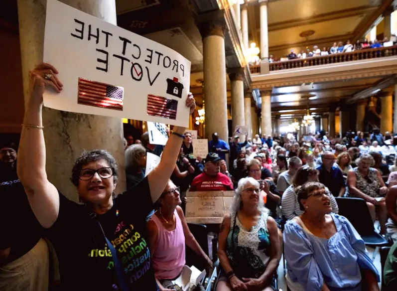 Indiana Republicans face increasing threats from Trump over redistricting