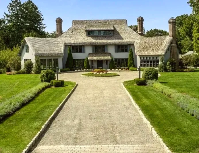 Image of $3.8 Million New Jersey Mansion Used for Filming New Thriller ‘The Housemaid’ Starring Sydney Sweeney and Amanda Seyfried