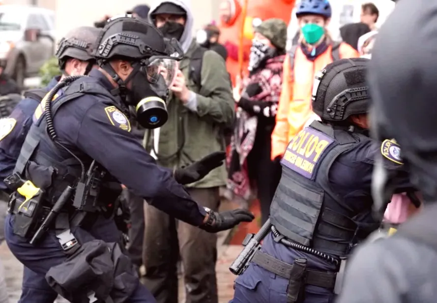 Portland District Attorney Refused to Charge Federal Agents under Oregon Law. Attorney General Rayfield Intervened.