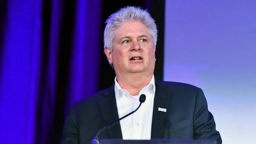 Theater Owners Criticize 'Unprecedented Threat' to Movie Industry with Netflix's Potential Acquisition of Warner Bros.