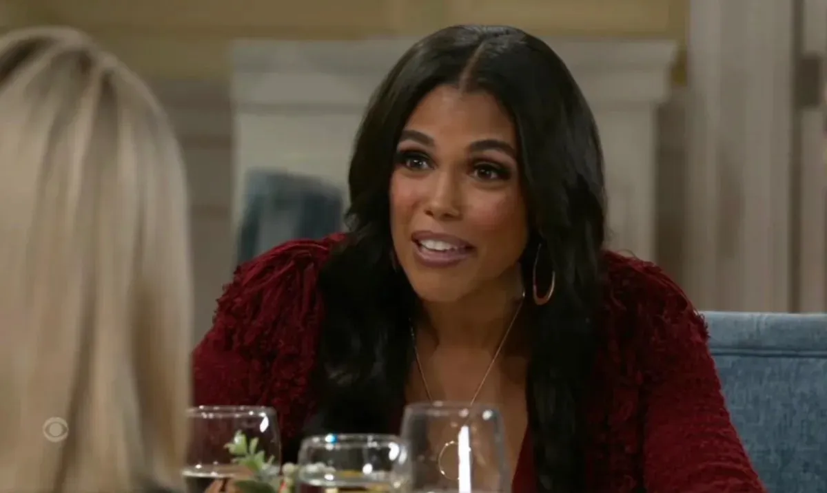 Dani accuses Vanessa of being involved in a country club prostitution ring [Promo]