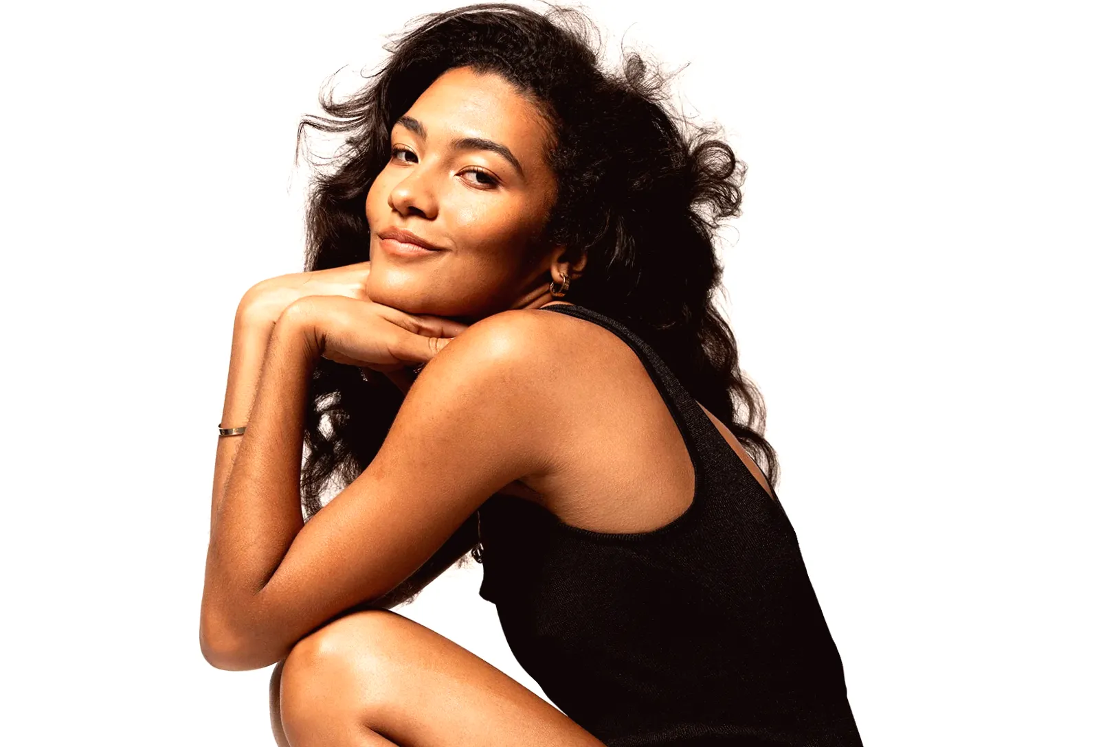 Olivia Dean's 'The Art of Loving' Reclaims Top Spot on U.K. Albums Chart