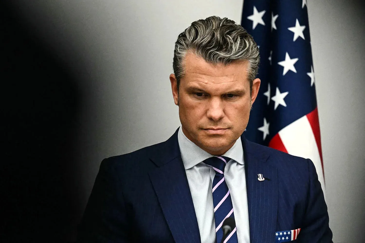 Pentagon's investigation reveals Pete Hegseth violated military regulations in Signalgate scandal